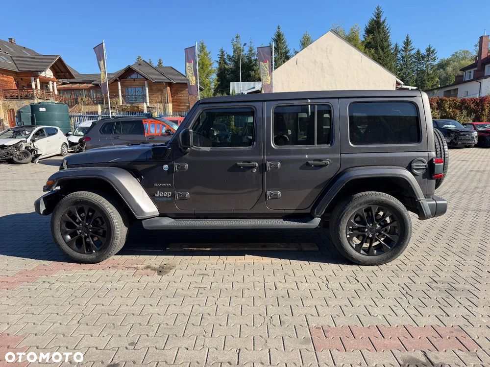 Jeep Wrangler - 4