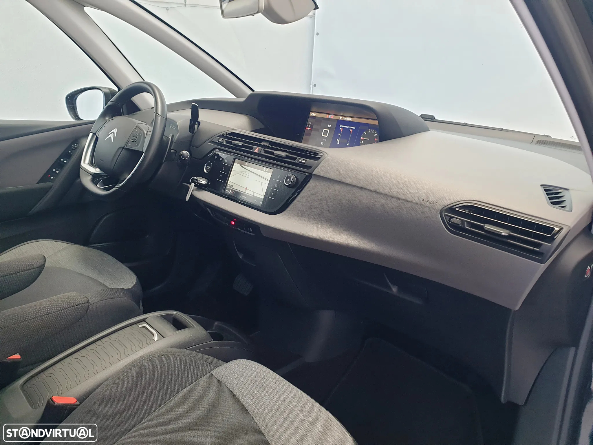 Citroën C4 Spacetourer BlueHDi 130 Stop&Start EAT8 FEEL - 23