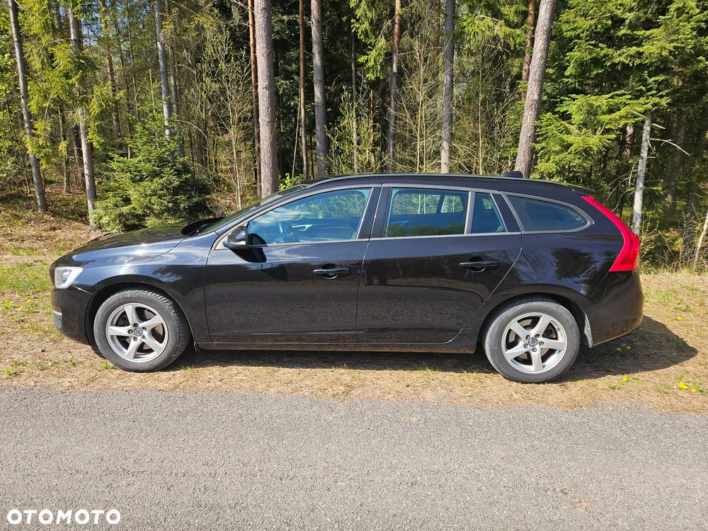 Volvo V60 D3 Kinetic - 1