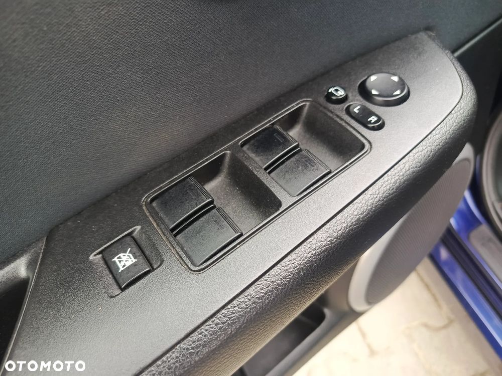 Mazda 6 Sport 1.8 Comfort - 29