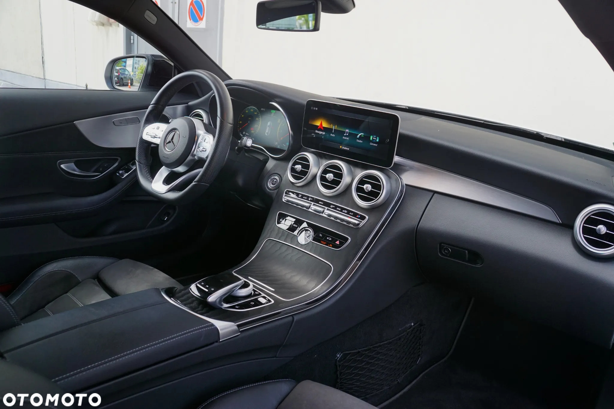 Mercedes-Benz Klasa C 200 4MATIC 9G-TRONIC - 21