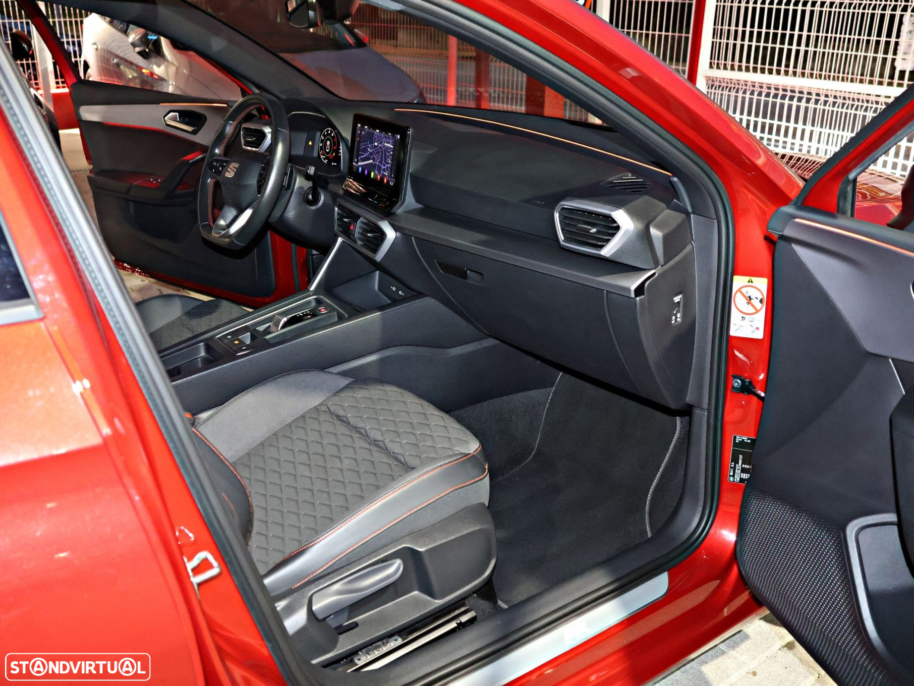 SEAT Leon 1.5 eTSI FR DSG - 20