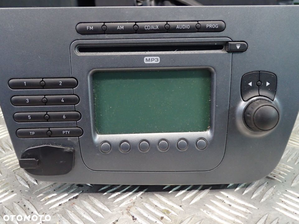 RADIO CD MP3 SEAT LEON II TOLEDO III ALTEA 5P1035186B RADOM - 2