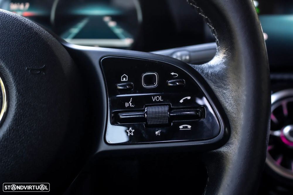 Mercedes-Benz A 180 Limousine d Style Aut. - 14