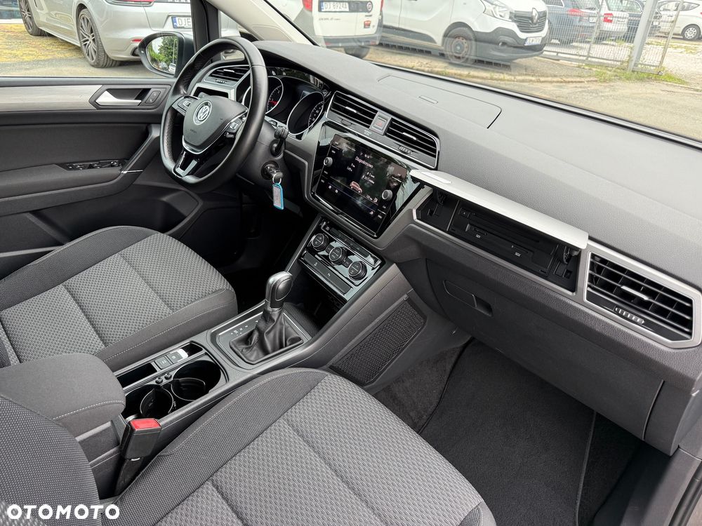 Volkswagen Touran 2.0 TDI BMT Comfortline DSG - 22
