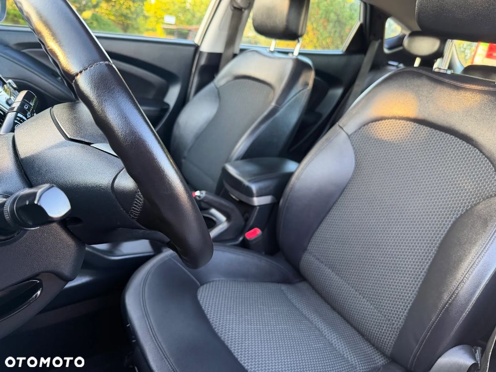 Hyundai ix35 1.7 CRDi Style 2WD - 21