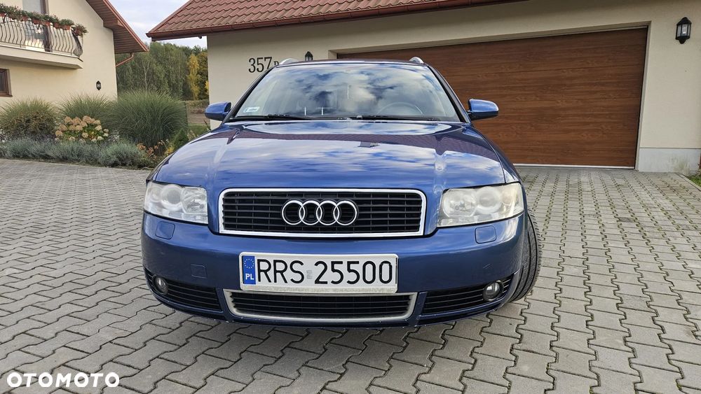 Audi A4 Avant 2.4 - 1