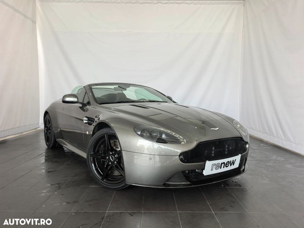 Aston Martin V8 Vantage S - 12