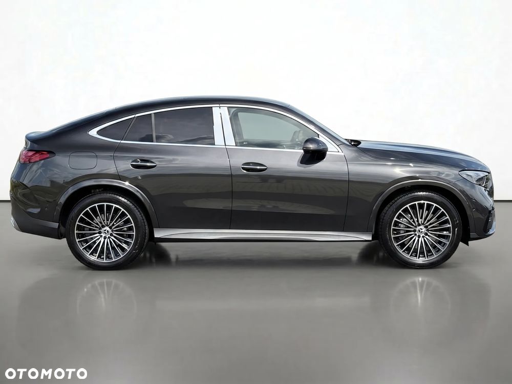Mercedes-Benz GLC - 9