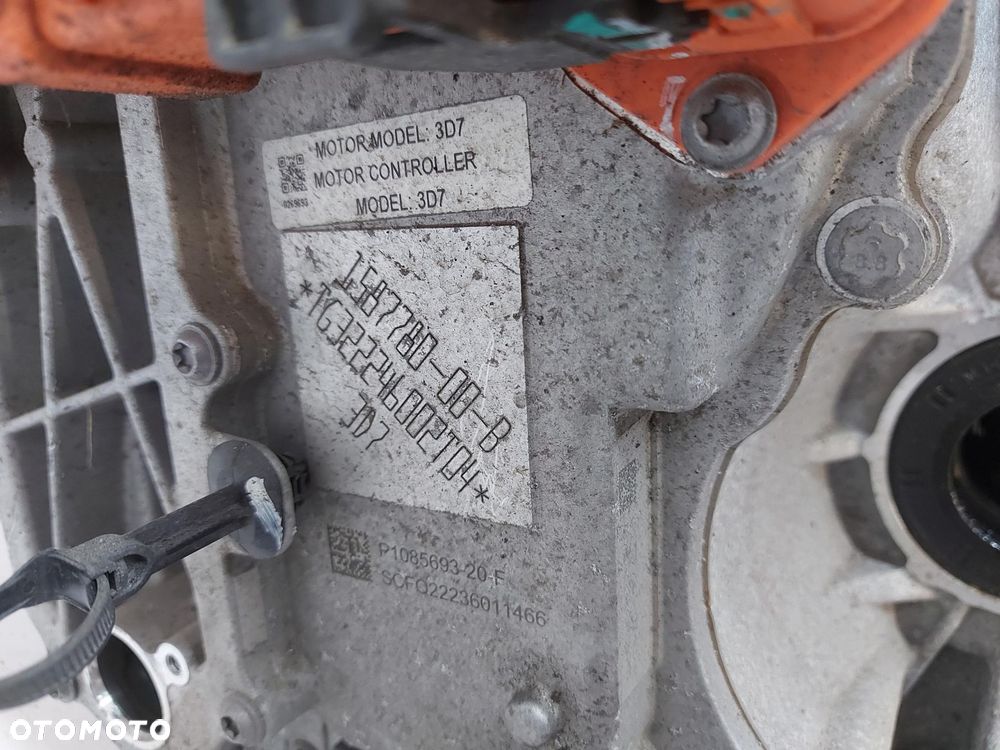 TESLA MODEL Y 2022r silnik elektryczny zawieszenia tylnego tylny tył 1587780-00-b - 7