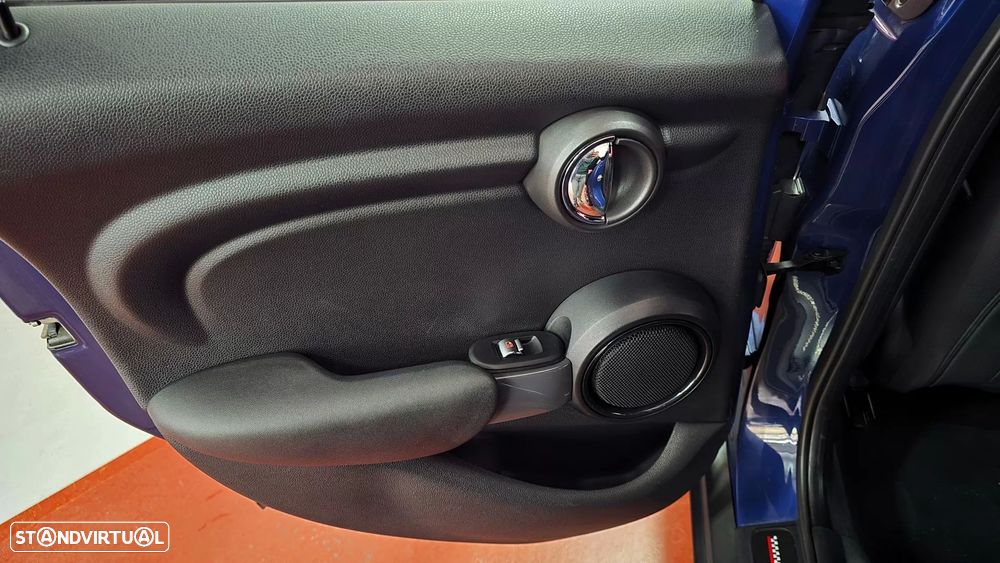 MINI 5 Portas One D - 46