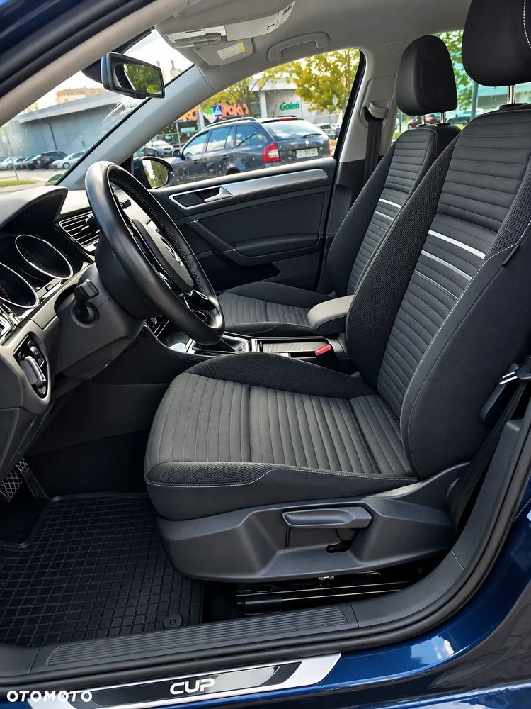 Volkswagen Golf 1.6 TDI BlueMotion Comfortline - 6