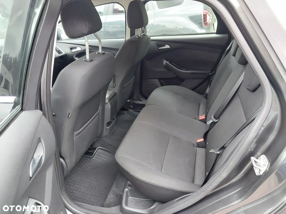 Ford Focus 1.5 TDCi DPF Start-Stopp-System ST-Line - 8
