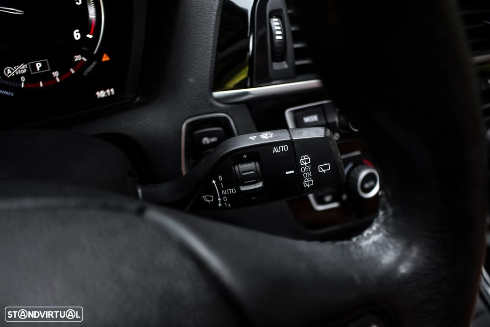 BMW 118 d Aut. Luxury Line - 16