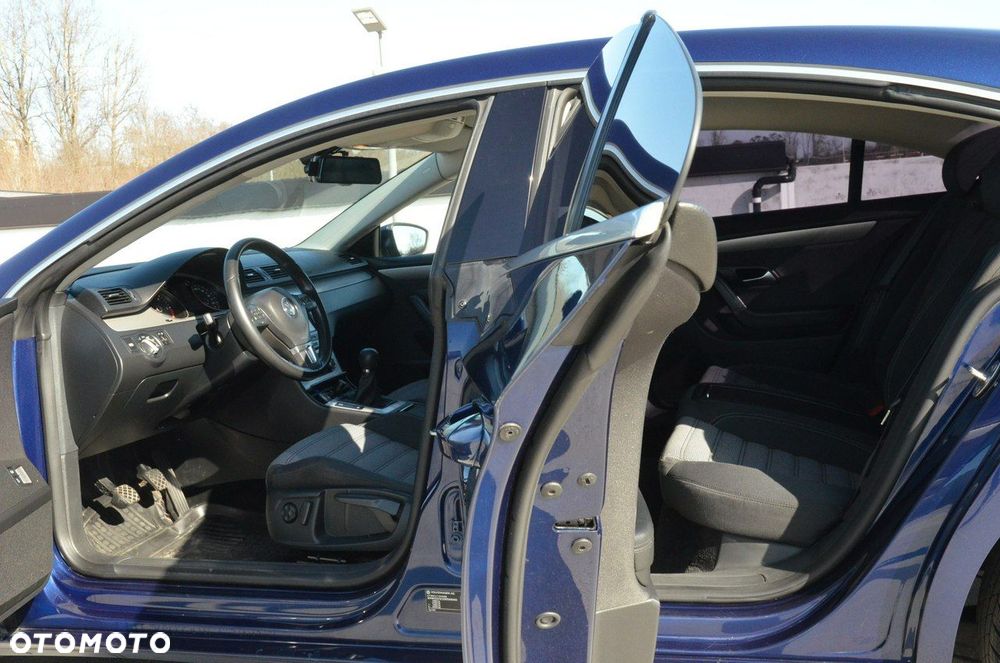 Volkswagen Passat CC 2.0 Blue TDI - 35