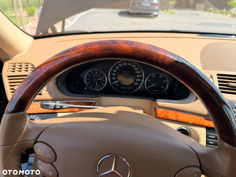 Mercedes-Benz Klasa E 280 CDI 4Matic Automatik Elegance DPF - 35