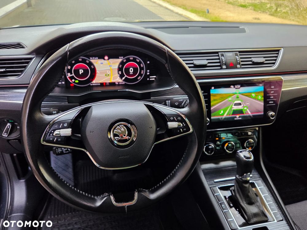 Skoda Superb 2.0 TSI Style DSG - 27