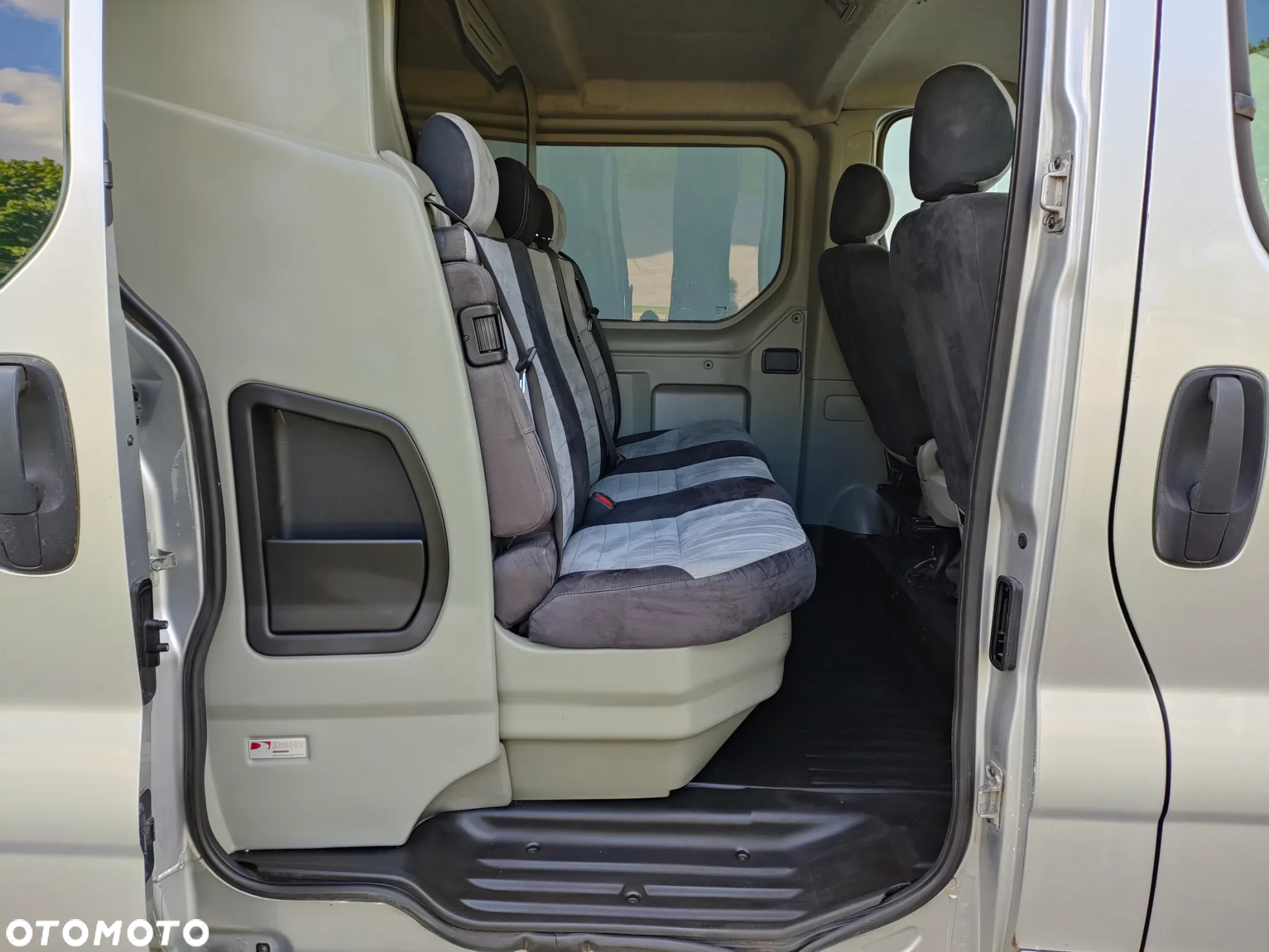 Opel Vivaro brygadówka - 17