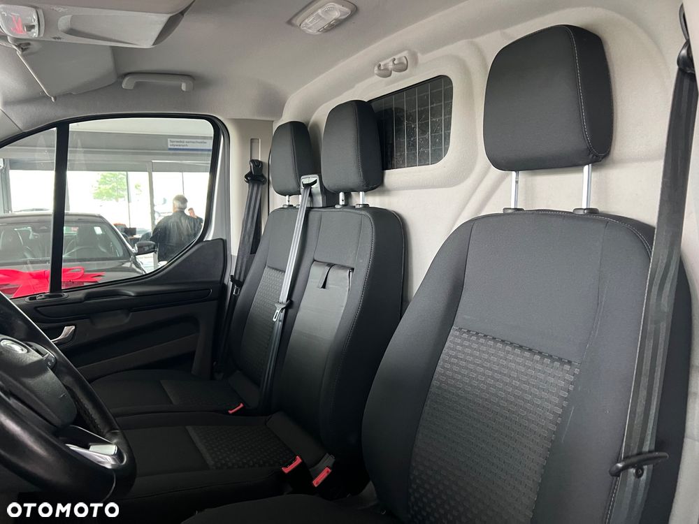 Ford Transit Custom - 24