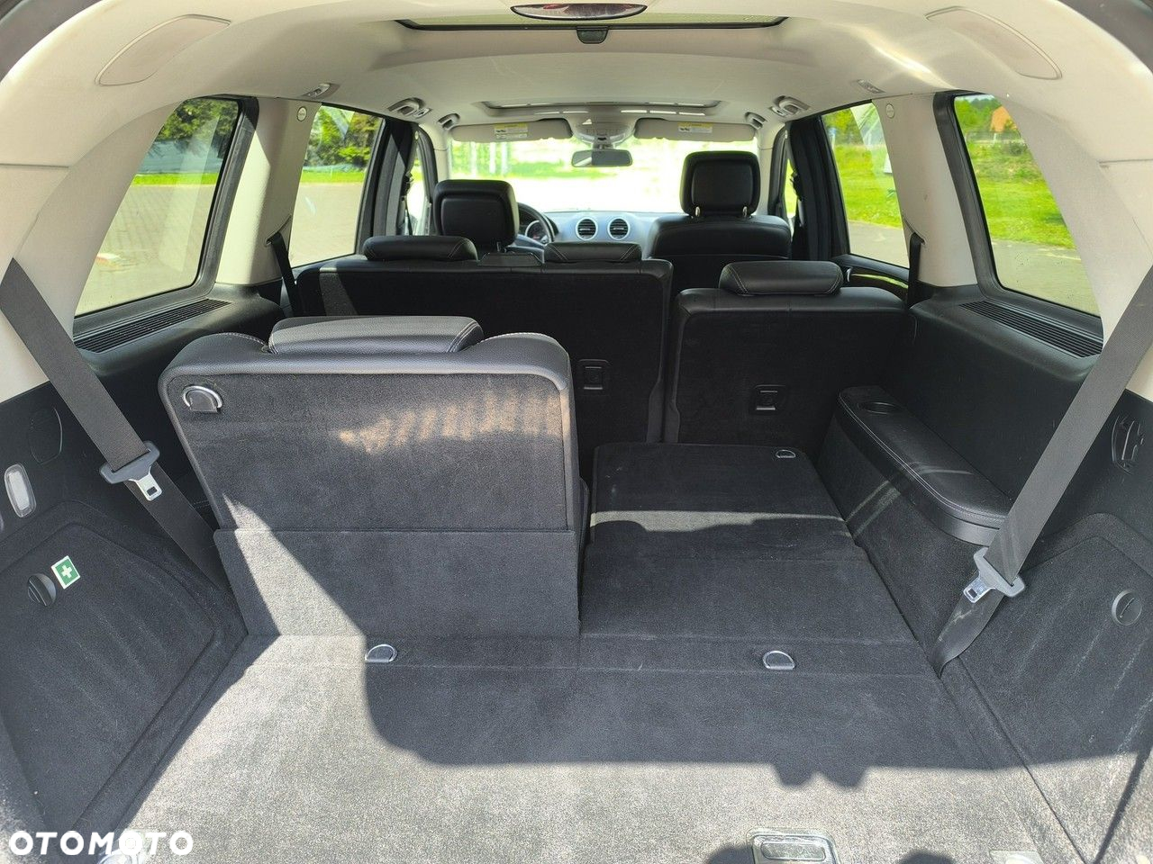 Mercedes-Benz GL - 12