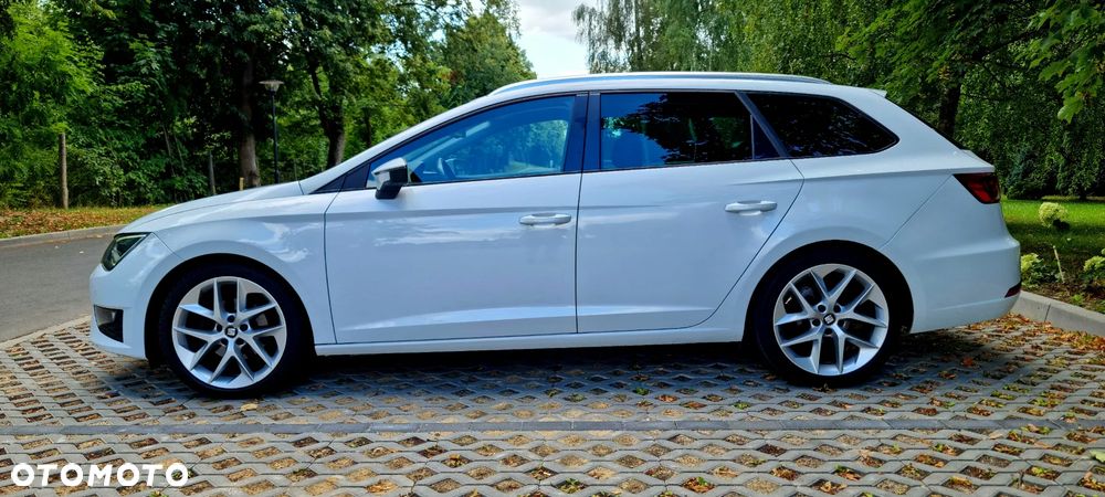 Seat Leon 2.0 TDI DPF Start&Stop DSG FR - 2