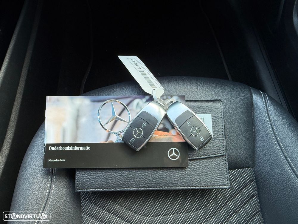 Mercedes-Benz A 180 7G-DCT Special Edition - 24