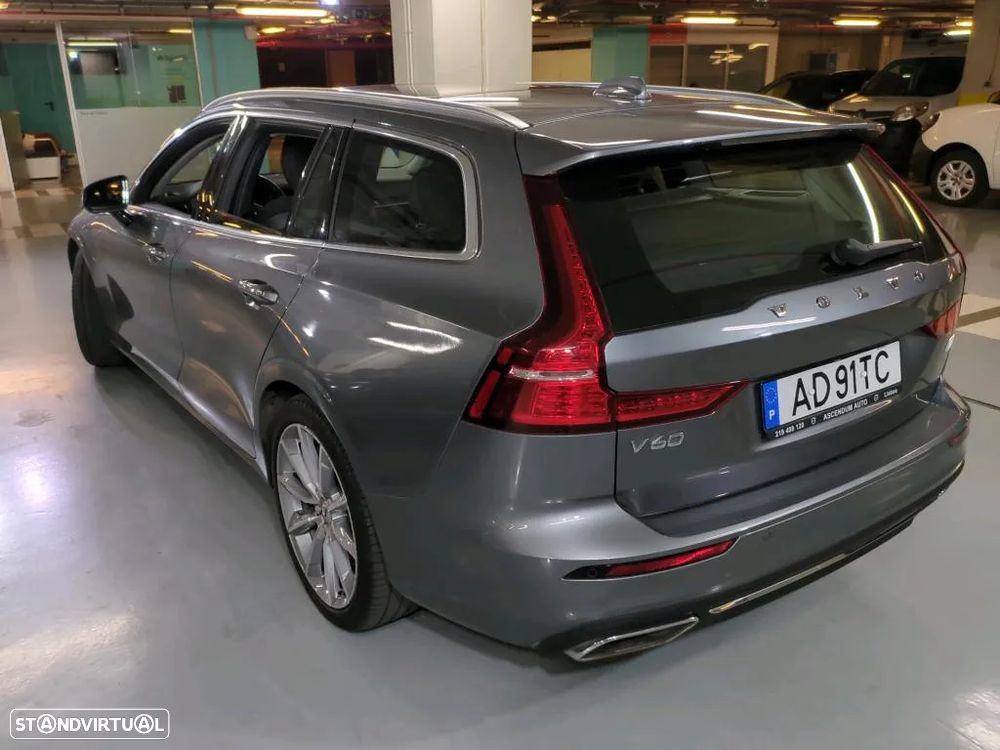 Volvo V60 2.0 T6 AWD TE Inscription Expression - 2