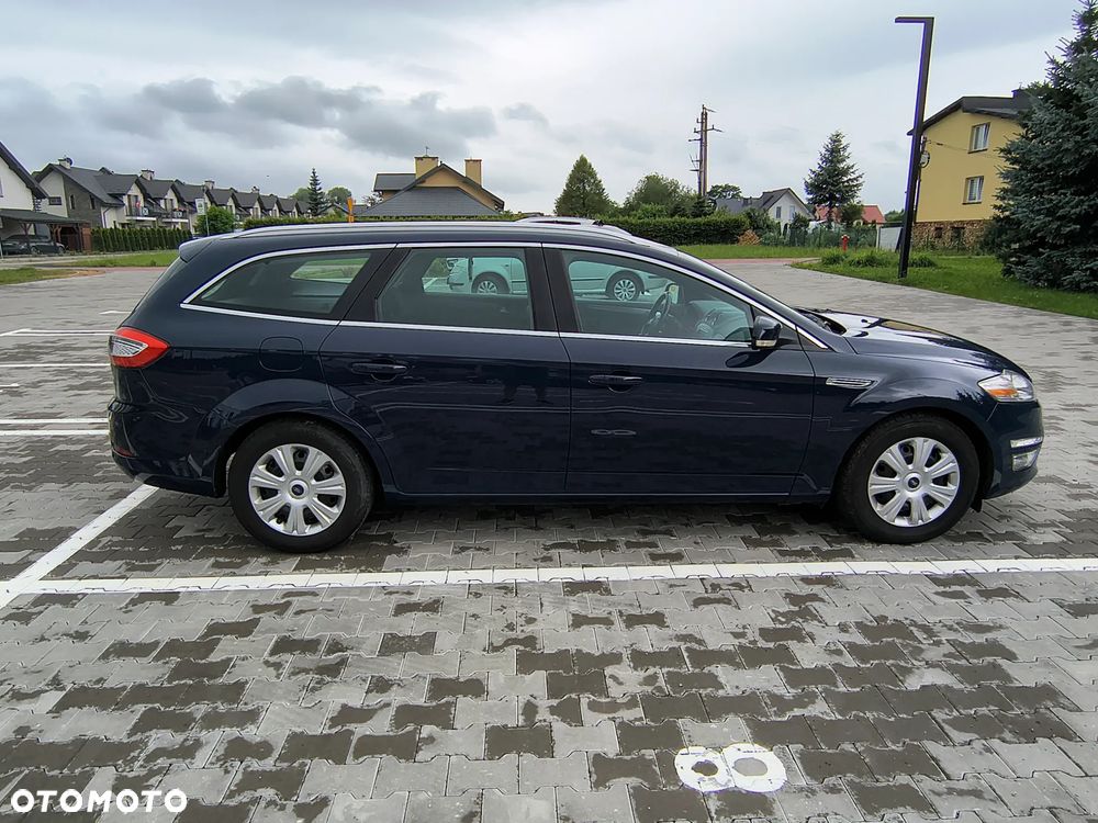Ford Mondeo - 10