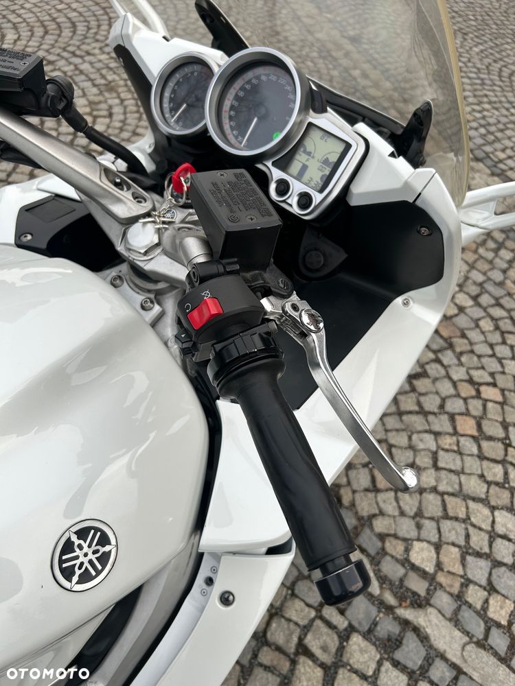 Yamaha FJR - 5