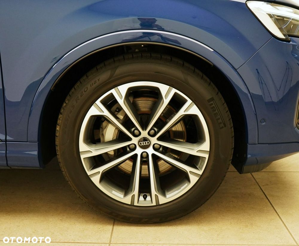 Audi Q7 - 8
