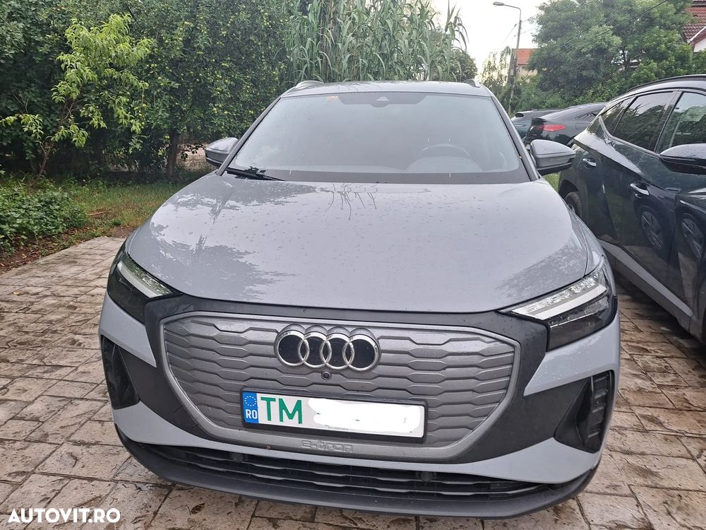 Audi Q4 e-tron SUV - 1