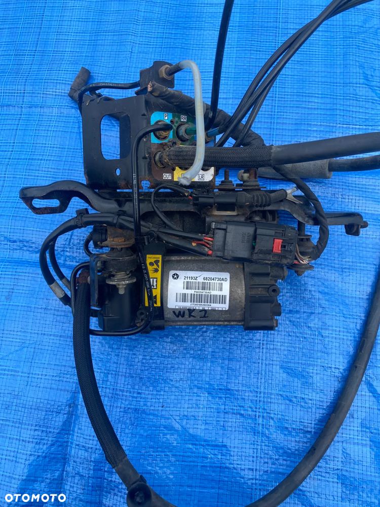 JEEP GRAND CHEROKEE WK2 FL KOMPRESOR POMPA ZAWIESZENIA 68204730AD - 2