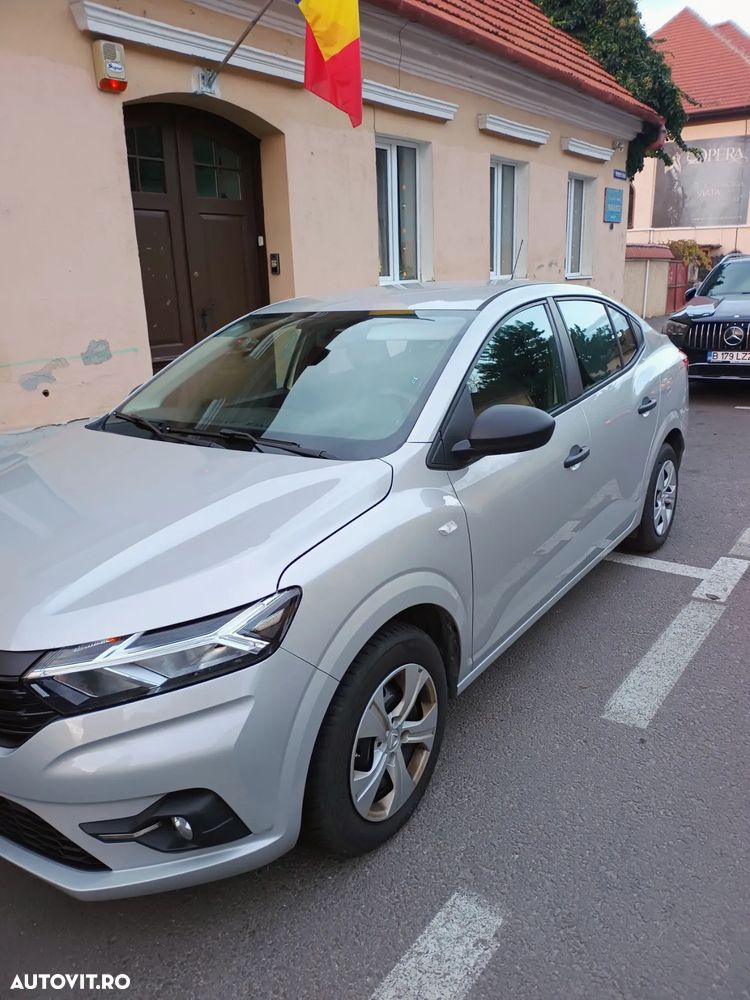 Dacia Logan TCe 90 Essential - 3