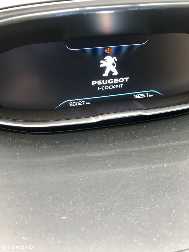 Peugeot 5008 1.2 PureTech Allure S&S EAT8 - 12