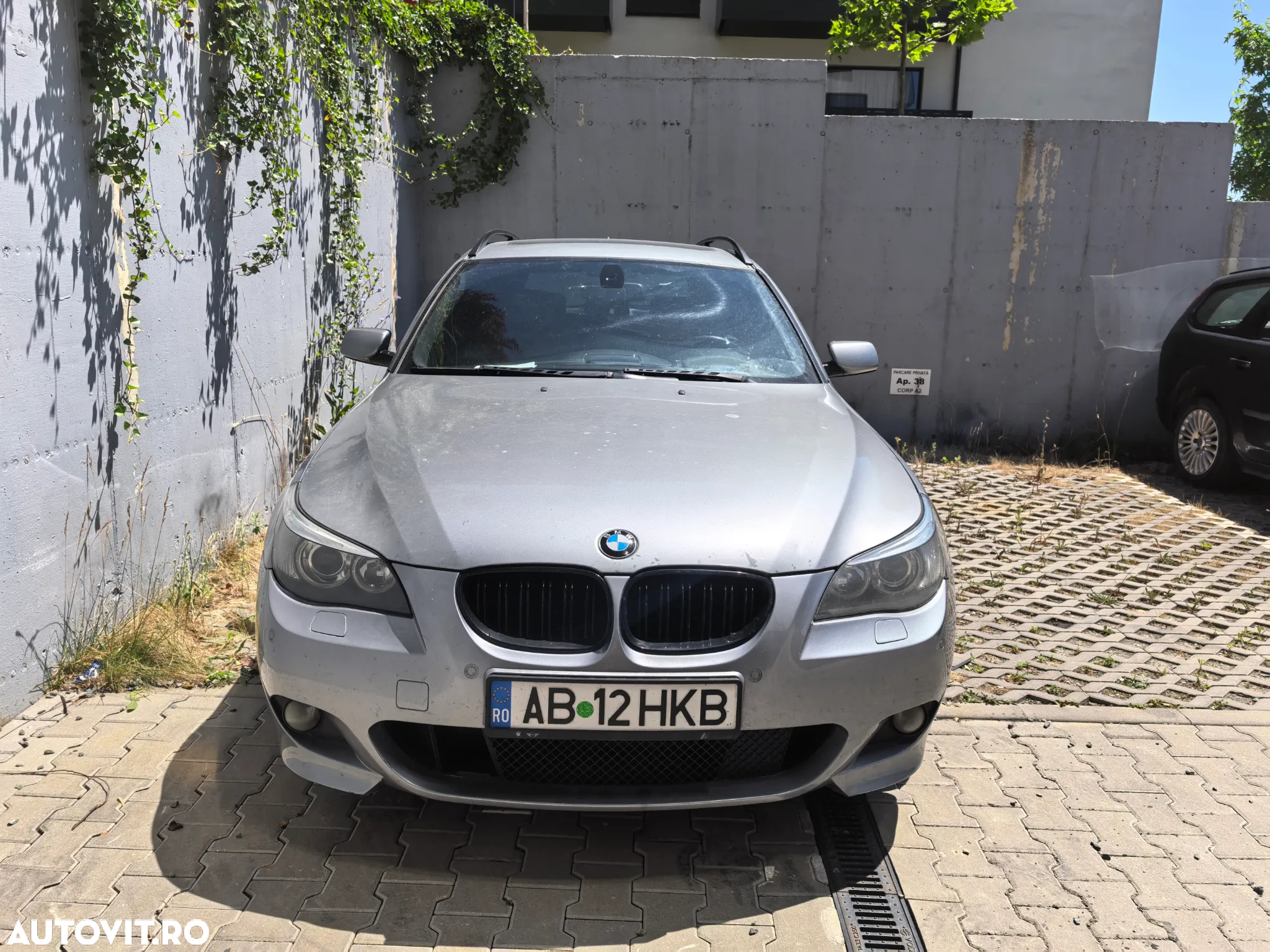 BMW Seria 5 525d Touring Aut. - 10