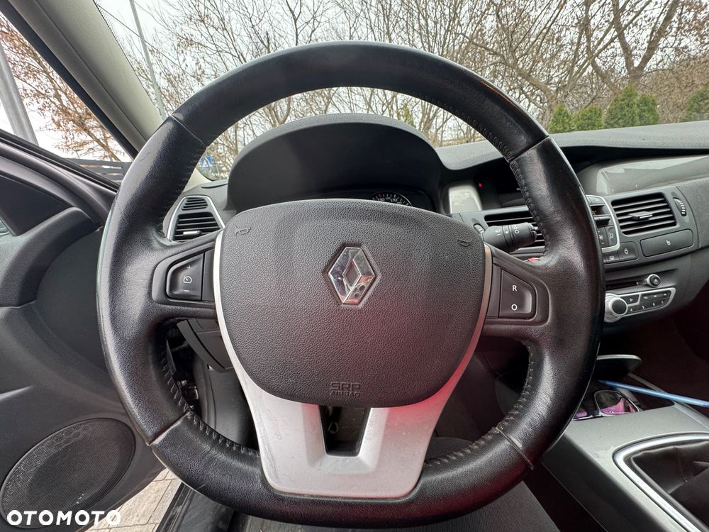 Renault Laguna dCi 150 FAP Start-Stop Dynamique - 22