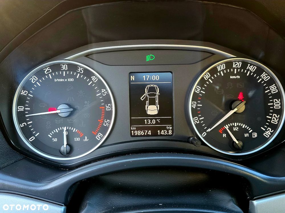 Skoda Octavia Combi 2.0 TDI Ambiente - 23