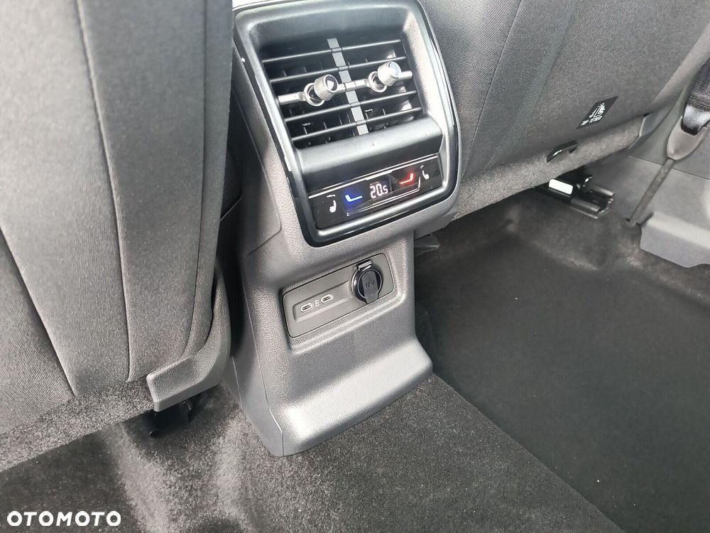 Skoda Kodiaq 2.0 TSI 4x4 Drive DSG - 25