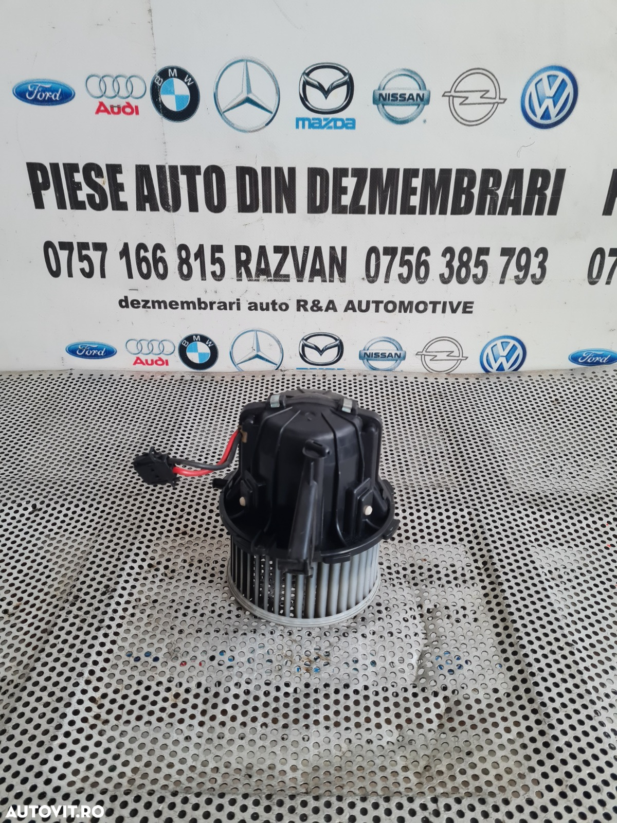Aeroterma Bord Ventilator Habitaclu Audi A4 B8 A5 8T Volan Stanga An 2007-2008-2009-2010-2011-2012- - 4