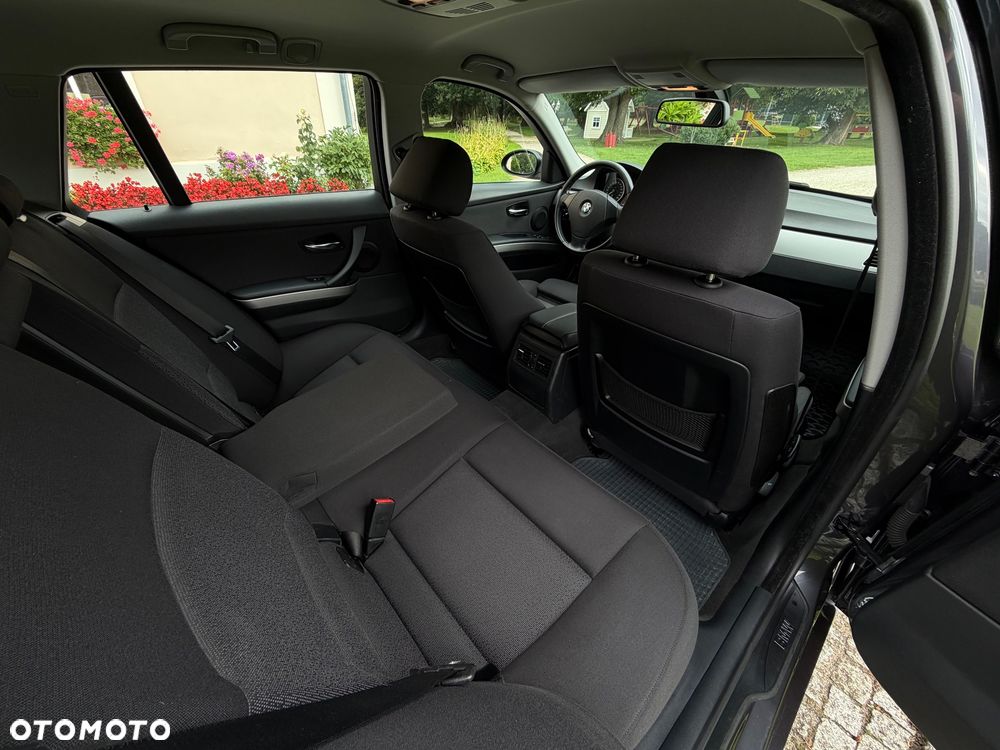 BMW Seria 3 - 15