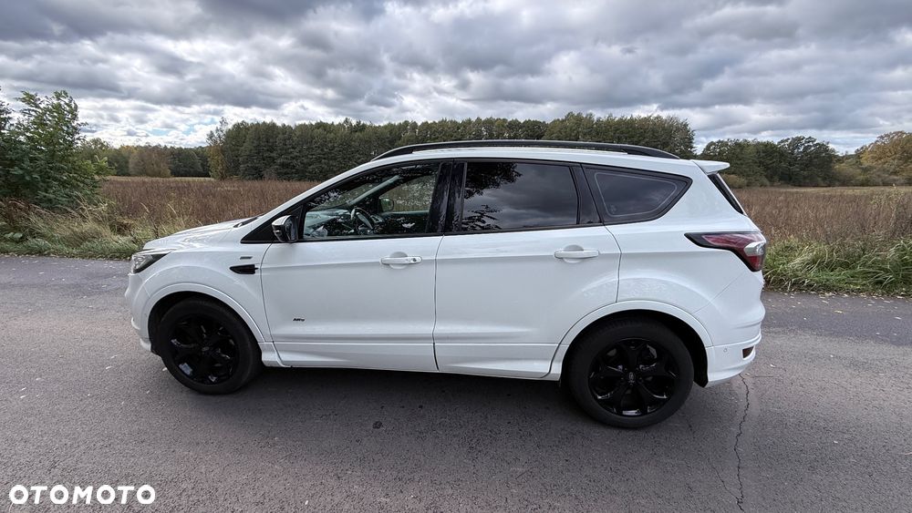 Ford Kuga - 4