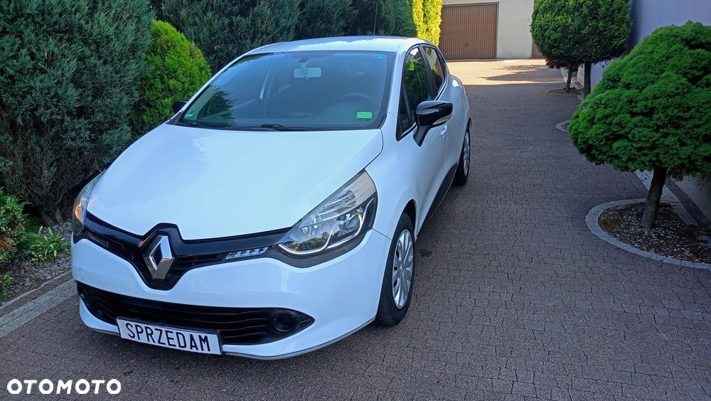 Renault Clio 1.2 16V 75 Life - 1