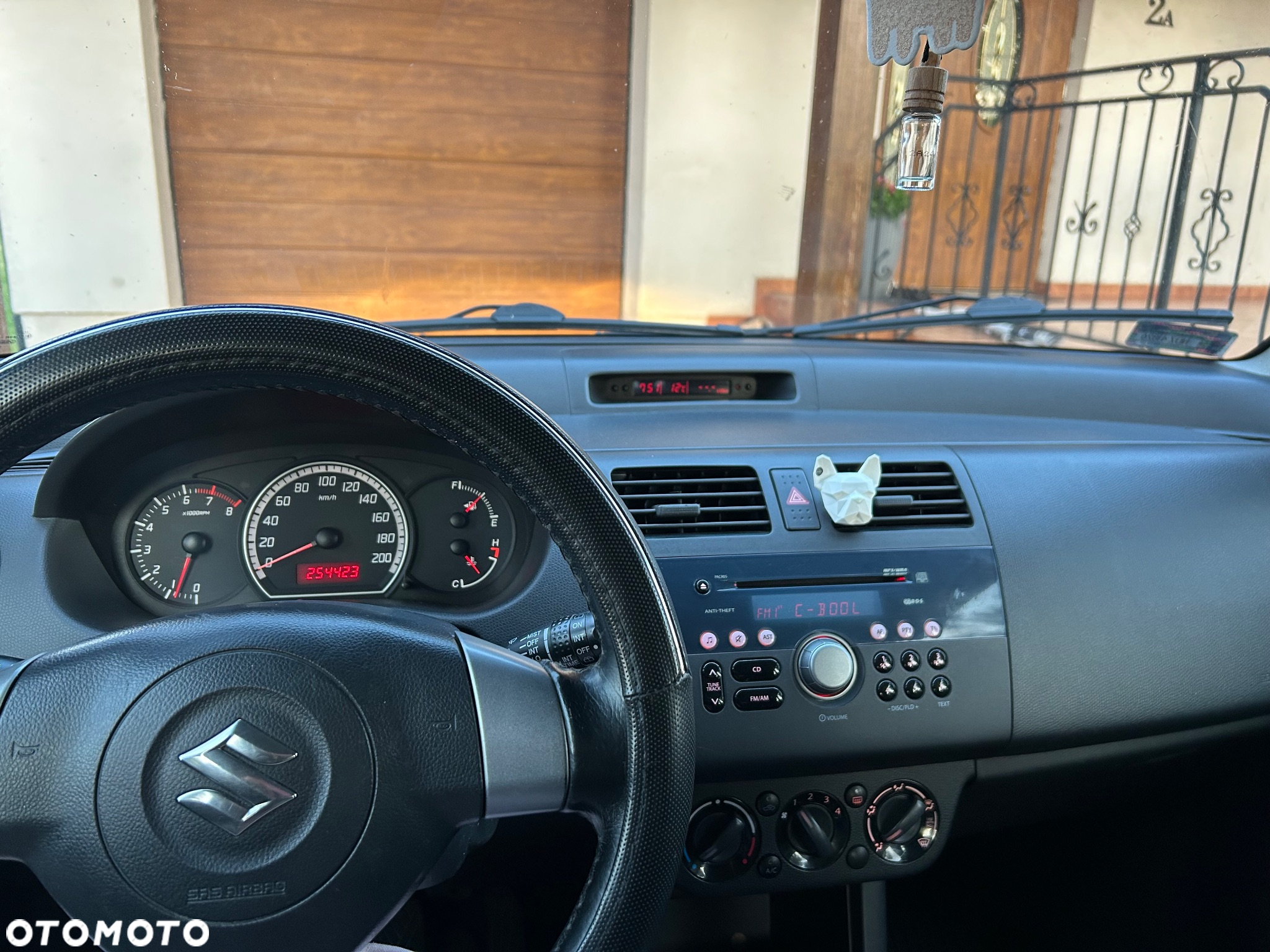 Suzuki Swift - 6
