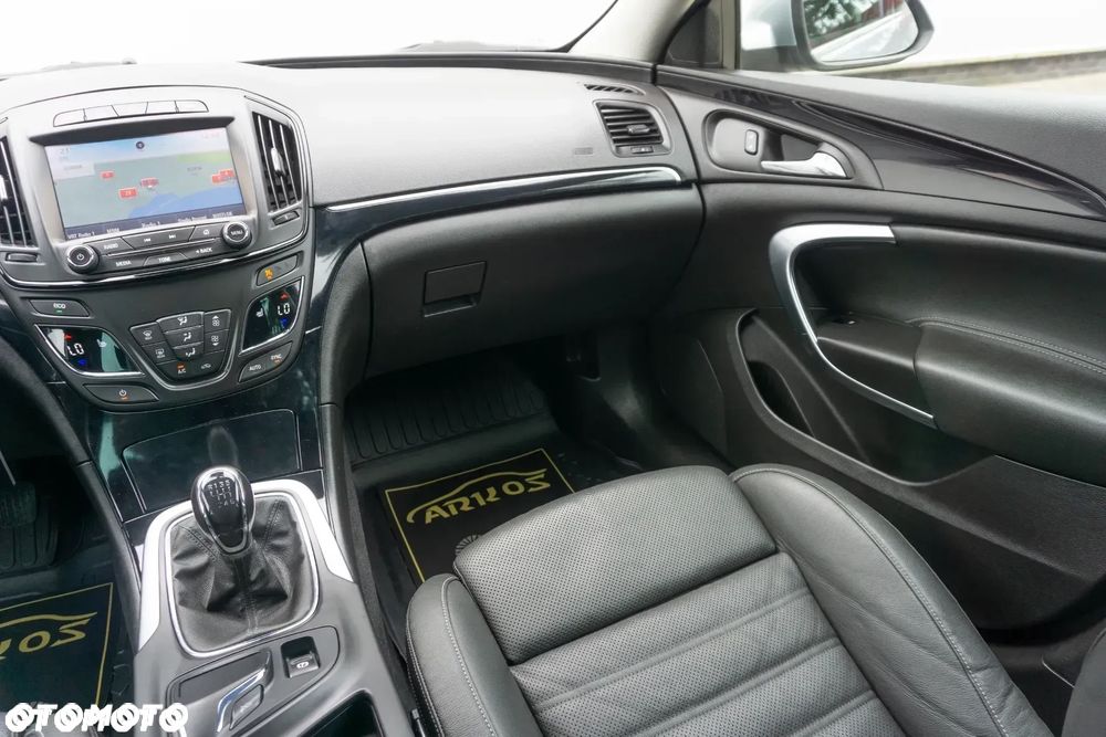 Opel Insignia 2.0 CDTI Cosmo S&S - 29