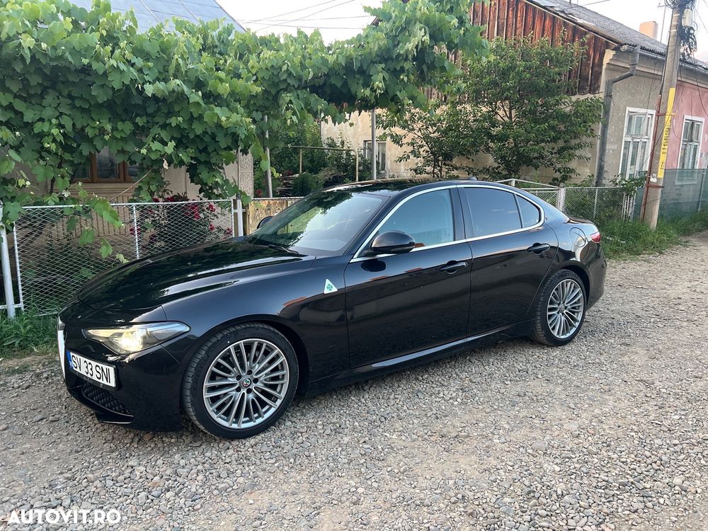 Alfa Romeo Giulia 2.2 Diesel AT8 Executive - 5