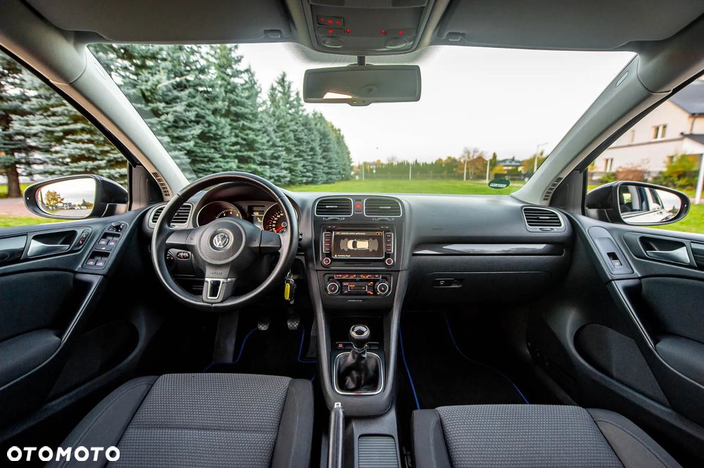 Volkswagen Golf 1.6 Highline - 26