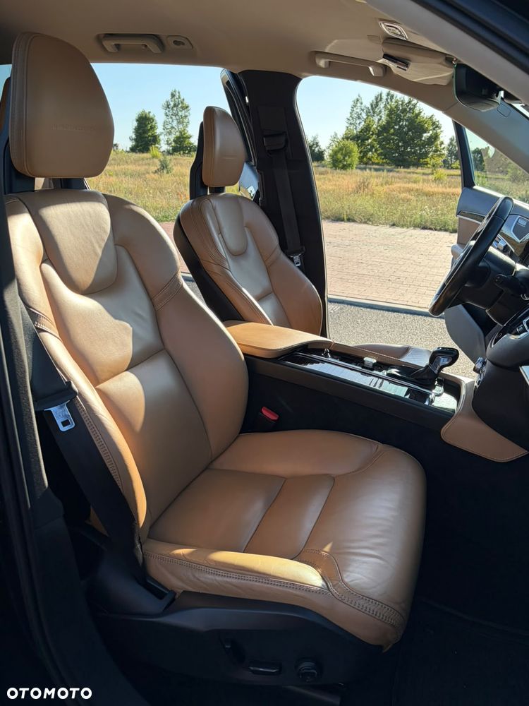 Volvo XC 90 D5 AWD Inscription 7os - 28