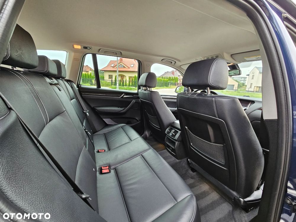 BMW X3 xDrive28i Sport-Aut xLine - 16