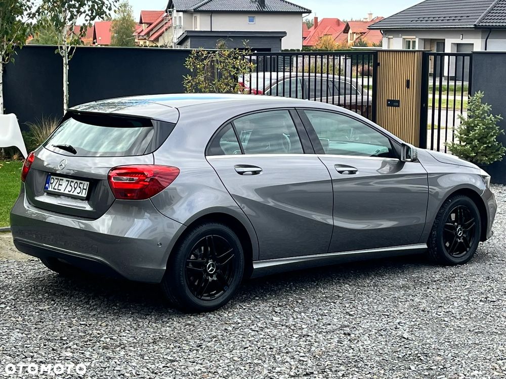Mercedes-Benz Klasa A 180 BlueEfficiency Edition - 33