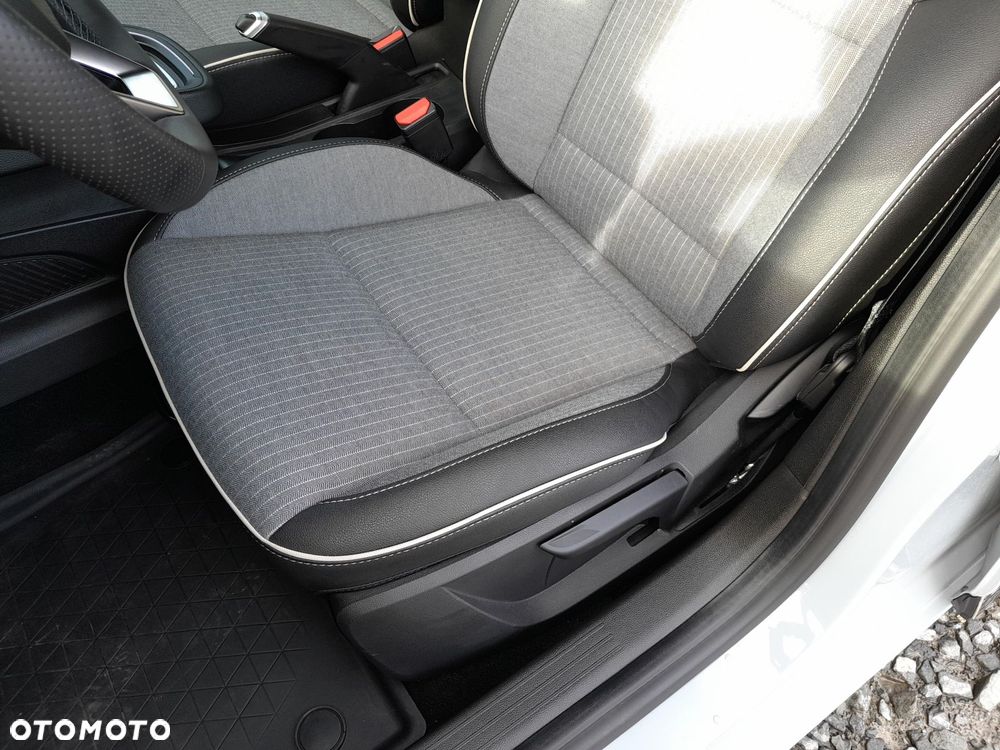 Renault Clio 1.6 E-TECH Full Hybrid 145 Techno - 11